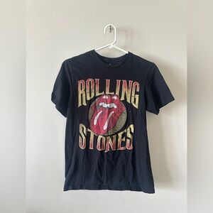 Men’s Rolling Stones shirt small